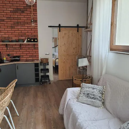 Homestay szállás Sowia Dolina - Z Aneksami I Wyjsciem Na Ogrod Karpacz