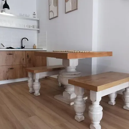 Sowia Dolina - Z Aneksami I Wyjsciem Na Ogrod * كارباش