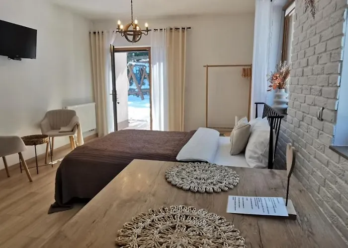 Sowia Dolina - Z Lazienkami Homestay